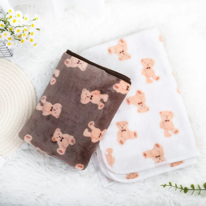 Premium Fluffy Pet Blanket – Soft, Warm & Comfortable